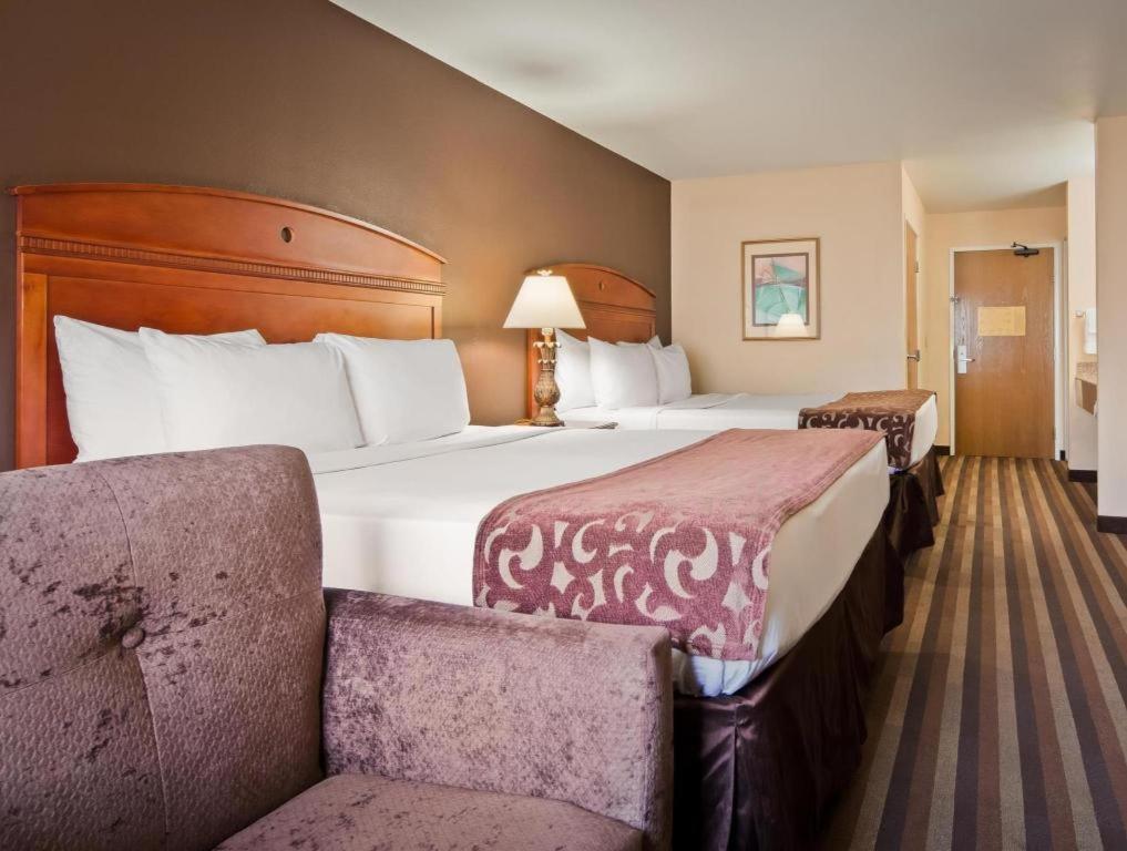 Best Western Manhattan Inn Luaran gambar