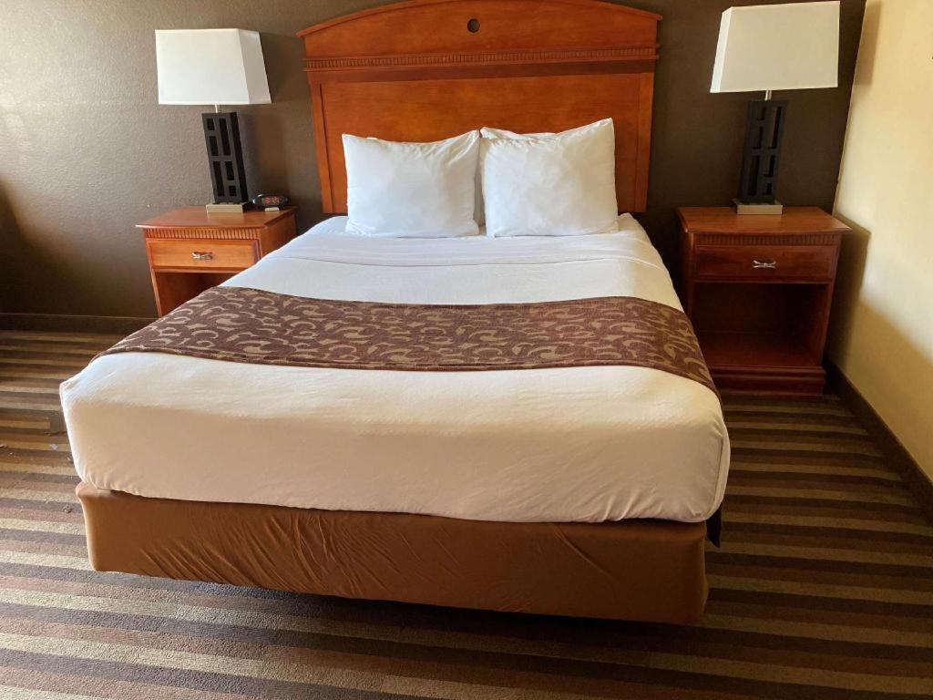 Best Western Manhattan Inn Luaran gambar
