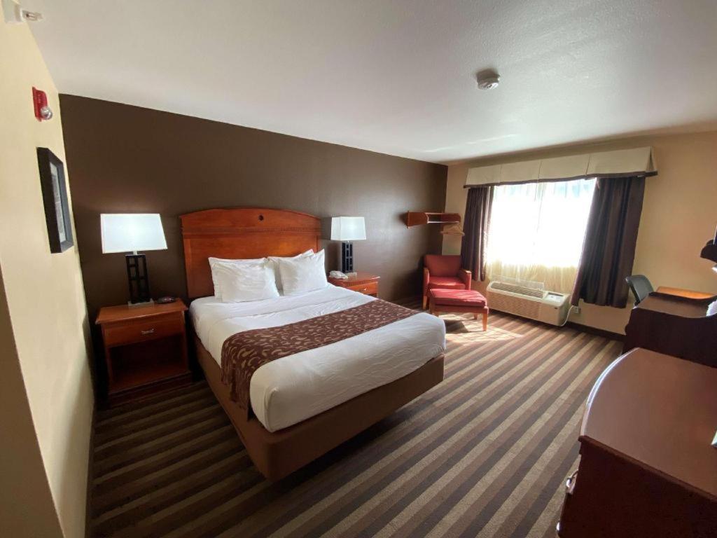 Best Western Manhattan Inn Luaran gambar