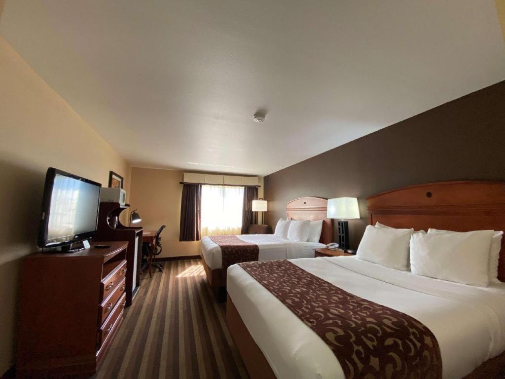 Best Western Manhattan Inn Luaran gambar